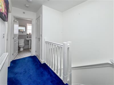 FIRST FLOOR LANDING